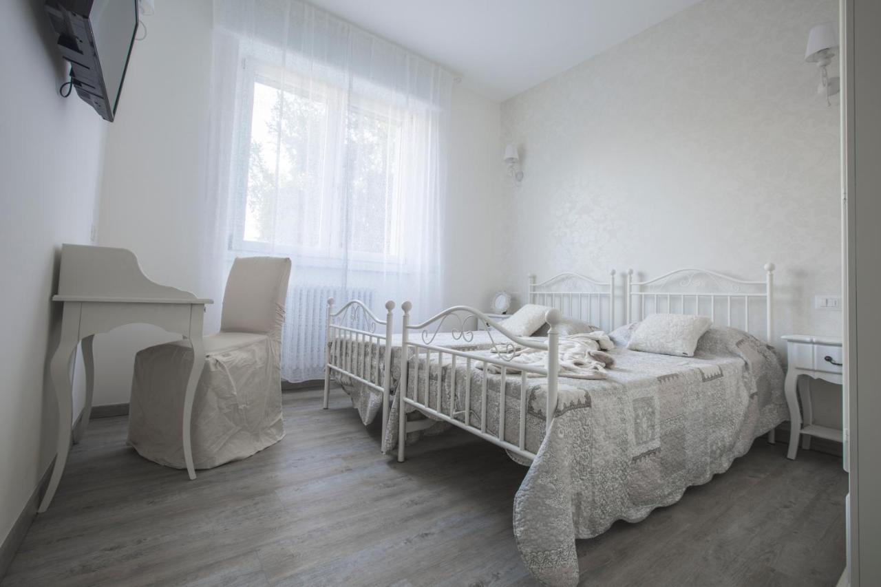 Lilly Chic Monza Bed & Breakfast Exterior photo